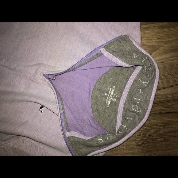 Vineyard Vines | Men’s Quarter Zip Small - Picture 4 of 6